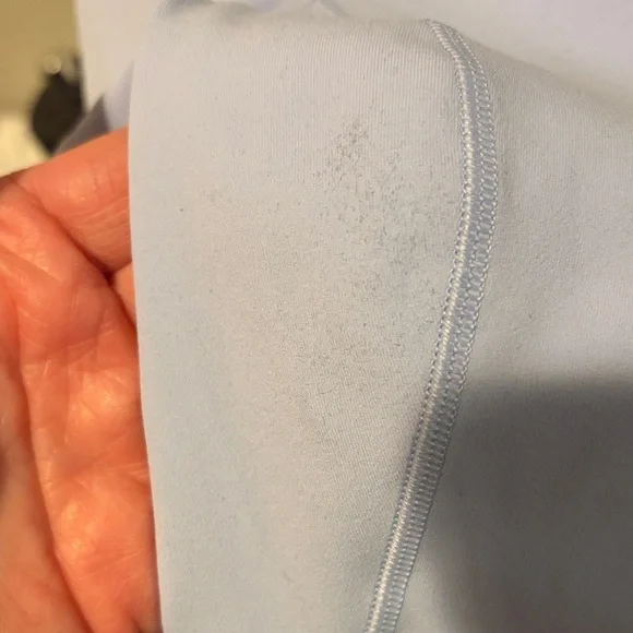 Lululemon Women's Short Sleeved Top in Lavender - Picture 3 of 3